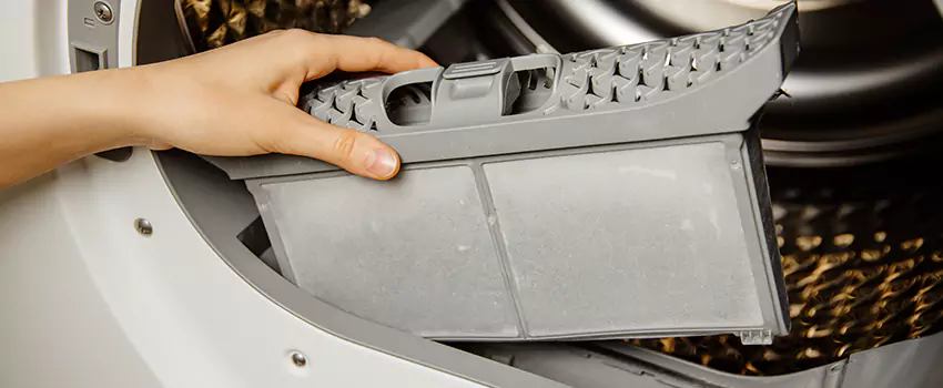 Signs Of A Clogged Dryer Lint Trap in Murrieta, California